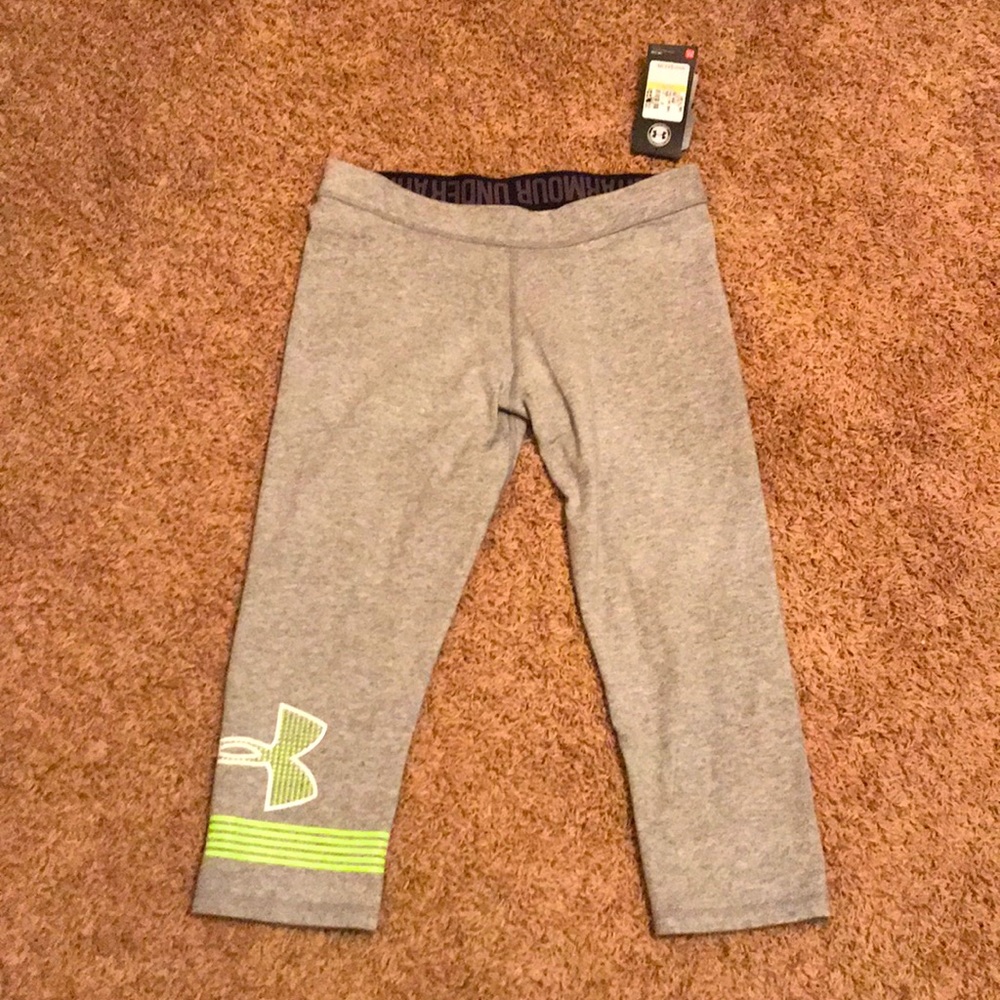 NWT Under Armour Capri Leggings